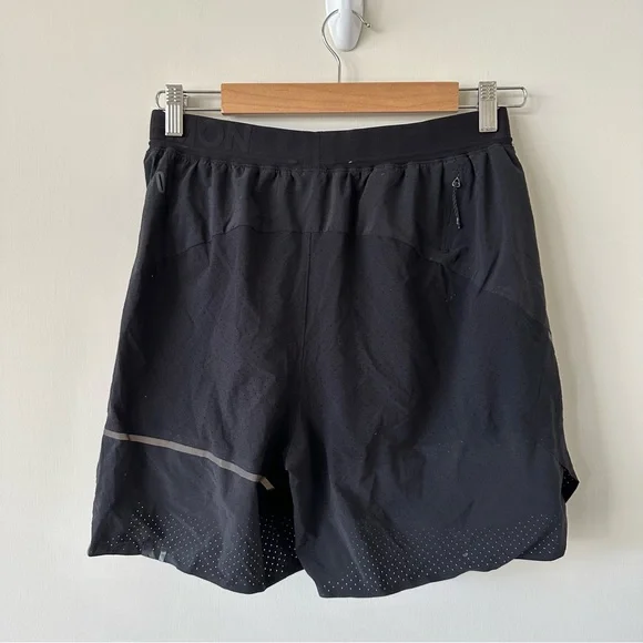 Lululemon Vented Shorts Size M - Picture 2 of 4